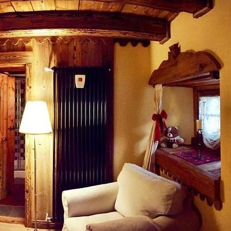 أرفيير B&B Lo Djoua De Toueno المظهر الخارجي الصورة