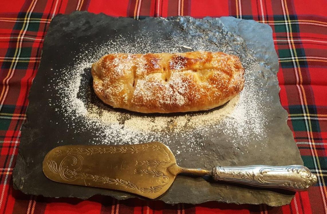 أرفيير B&B Lo Djoua De Toueno المظهر الخارجي الصورة