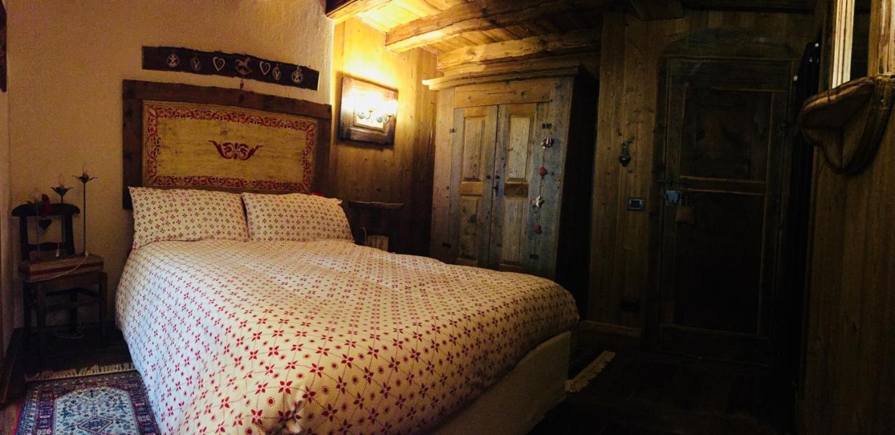 أرفيير B&B Lo Djoua De Toueno المظهر الخارجي الصورة
